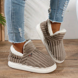 CozyStep – Mäkké domáce papuče