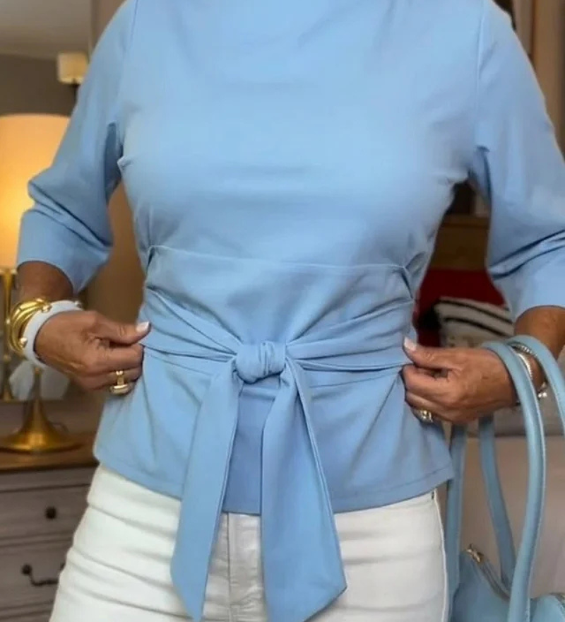 Daria – Elegantný top s mašľou v páse