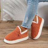 CozyStep – Mäkké domáce papuče