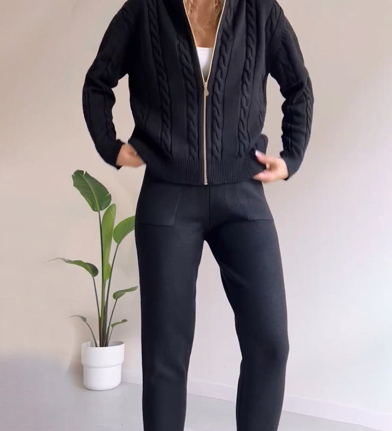 Ania - Dvojdielny casual set s prekrúteným jacquardom