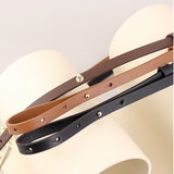 Adina – Minimalistický opasok s geometrickou prackou