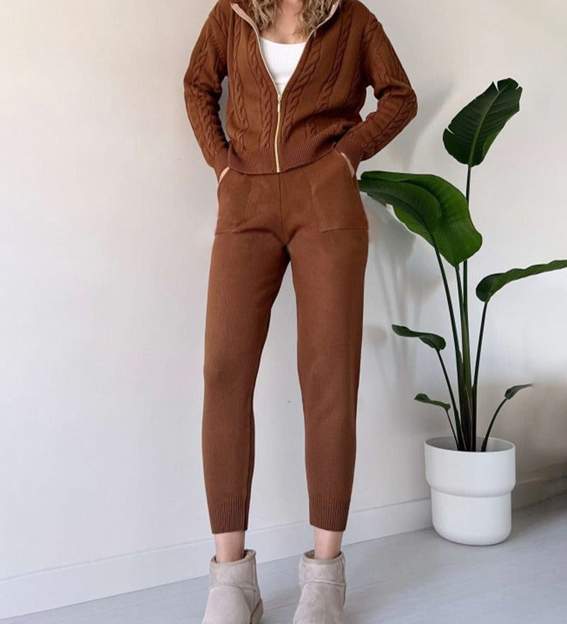 Ania - Dvojdielny casual set s prekrúteným jacquardom