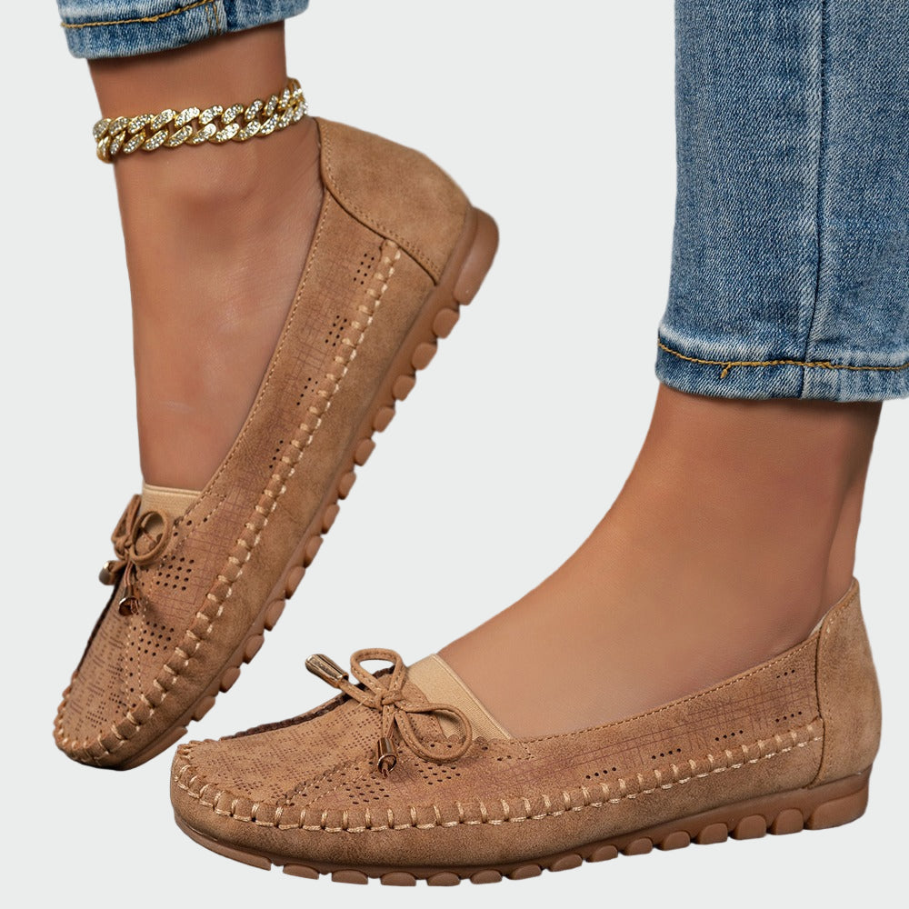 Pohodlné slip-on topánky s anatomickou podrážkou