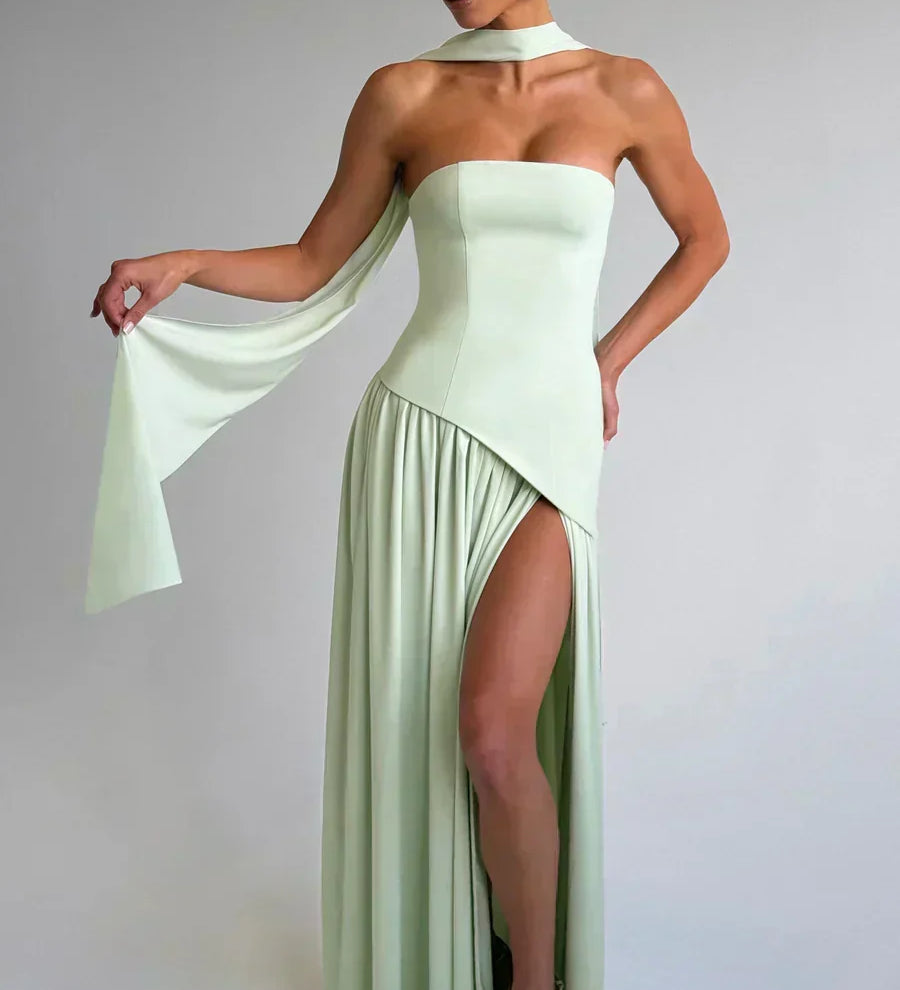 Livia – Dlhá Elegantná Šaty s Klasickou Liniou