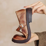 Giulia – Vintage topánky s brogue dizajnom a remienkom